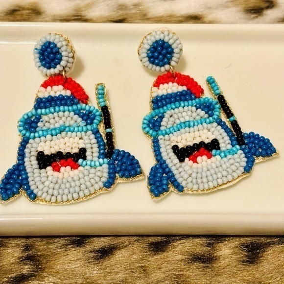 Jewelry - Christmas Shark beaded earrings​
